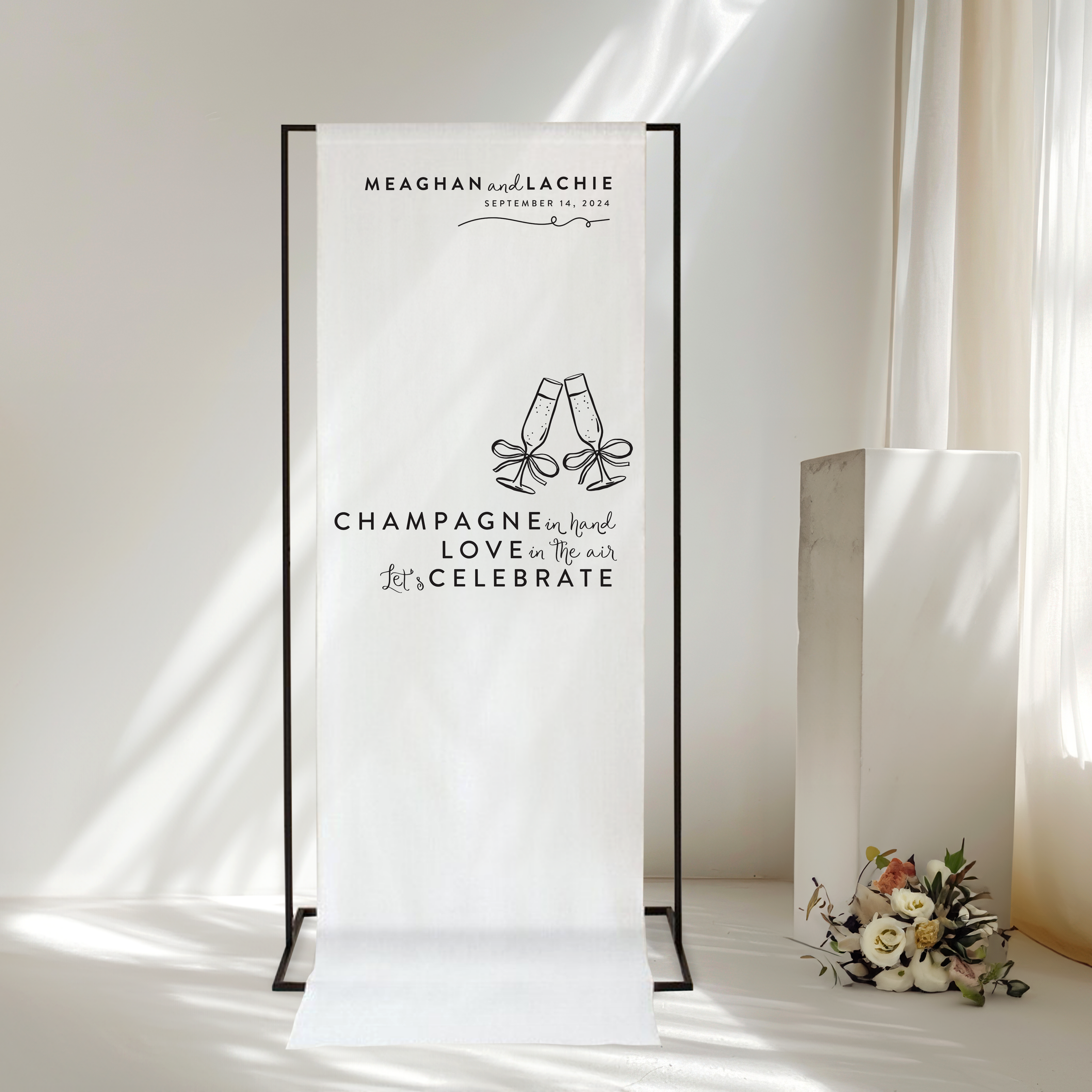 Jardin Linen Welcome Sign